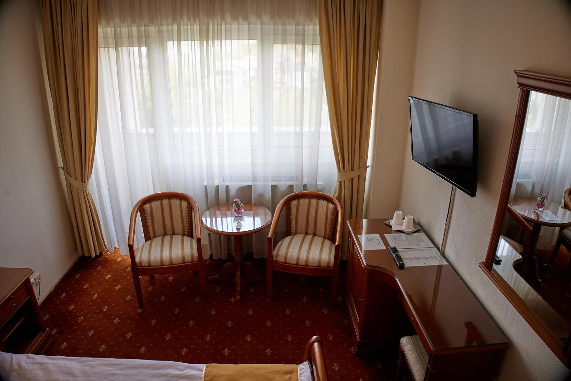 Hotel Belvedere Cluj-Napoca Exterior photo